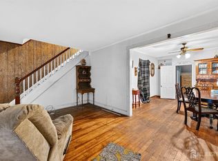 66 Charles St, Metuchen, NJ 08840