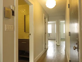 Rented by Rennit Inc.