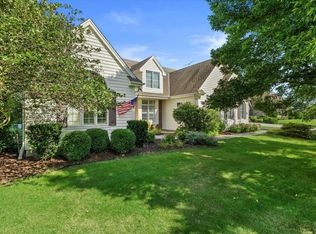 11012 N Whilton Rd, Mequon, WI 53097