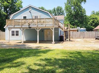 1020 W Phelps Dr, Newburgh, IN