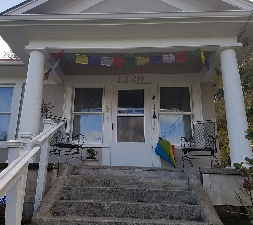 1st image of 1229 Park Ave #1229
