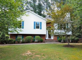 102 Hemlock Shores Dr, Goodview, VA 24095