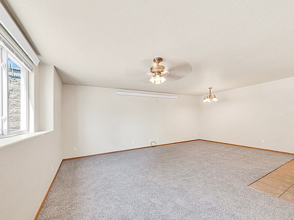 3rd image of 1311 E Oakland St #B