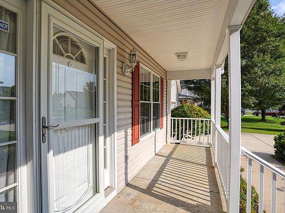 5th image of 30 Autumnwood Way