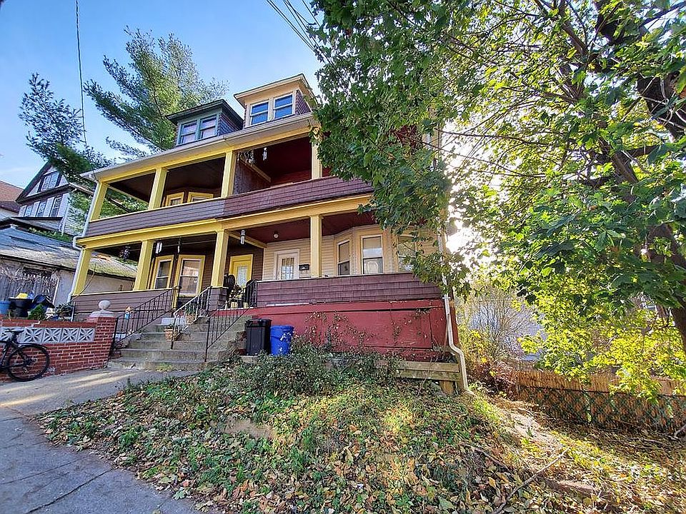 1st image of 42 Curtis Pl