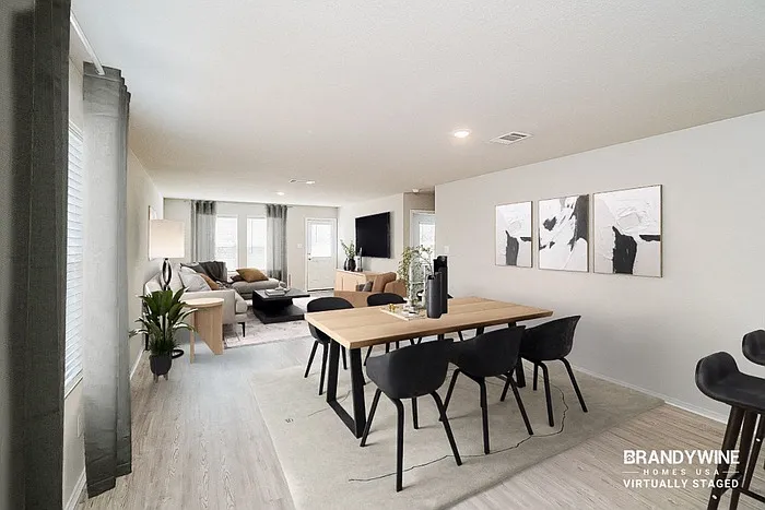 4 bed, 2.0 bath, 1627 sqft, $1,695 — Photo 4