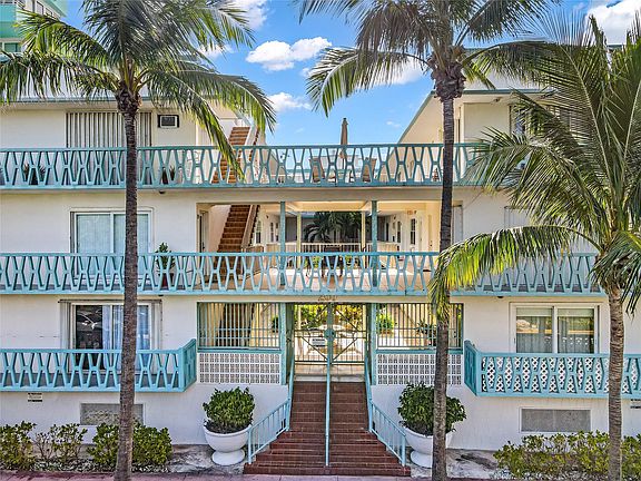5th image of 260 Ocean Drive #0015