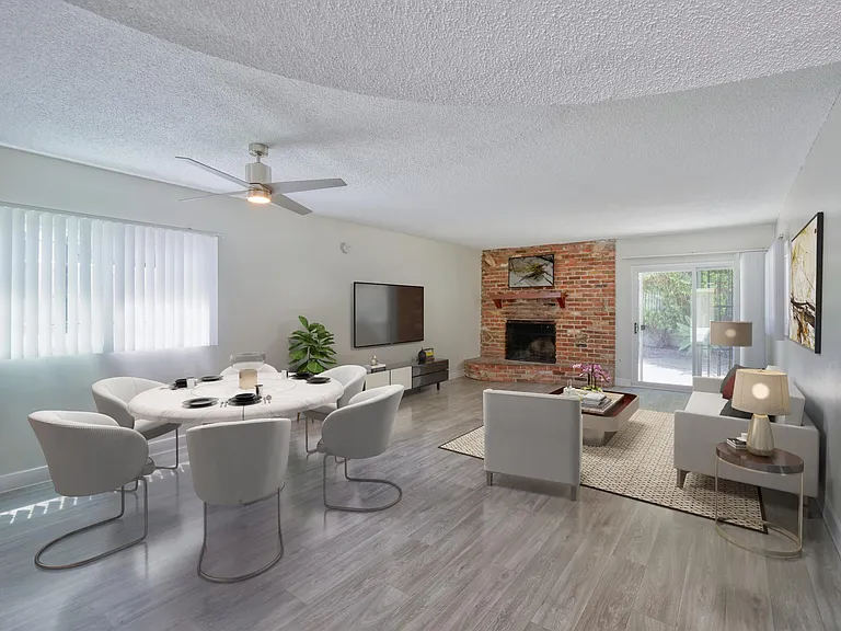 611 Myrtle Avenue Apartments — Photo 31