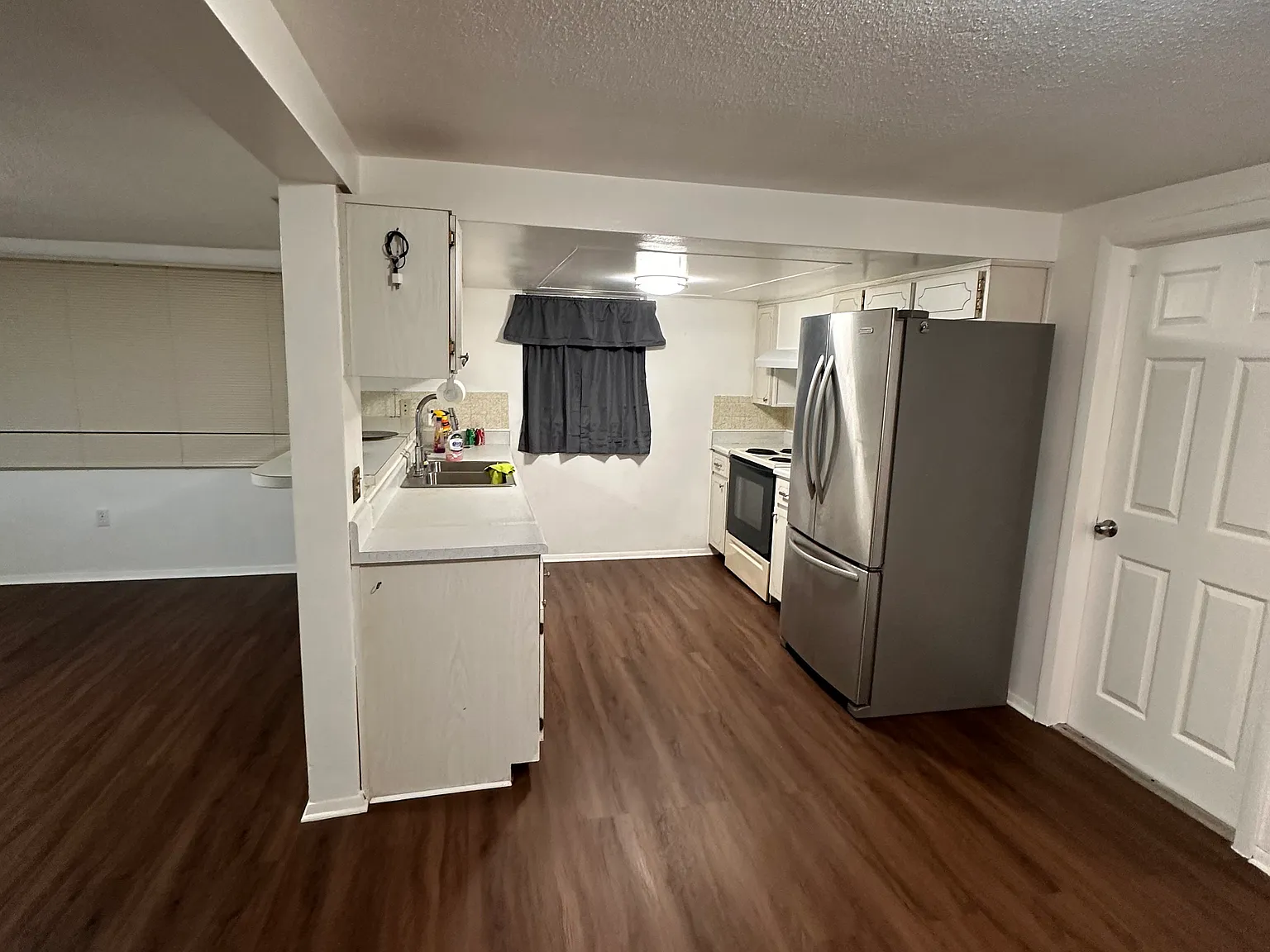 2 bed, 1314 sqft, $1,900 — Photo 4