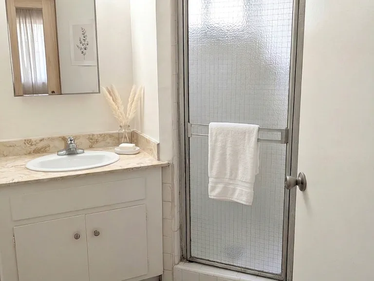 1533 Hi Point St #206 — Photo 11