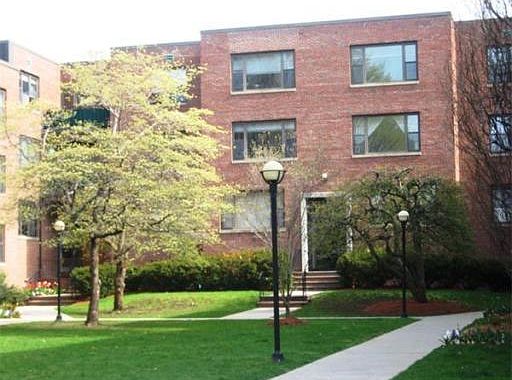 2nd image of 51 Harvard St #3