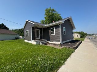 2534 Hickory Grove Rd, Davenport, IA 52804