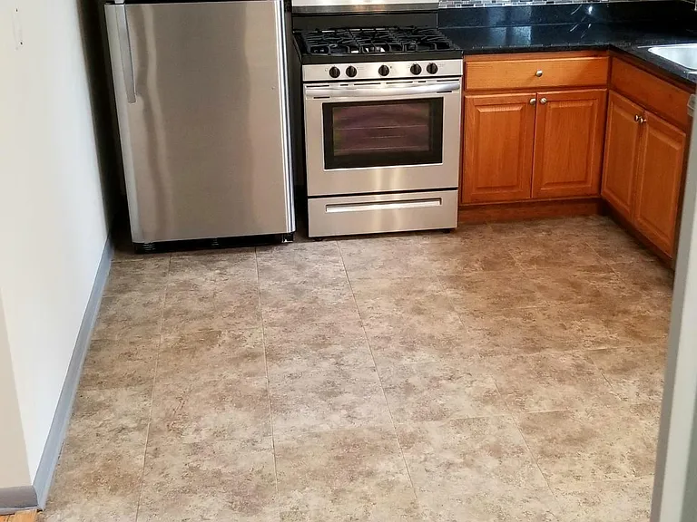 4940 Egandale Ave #2E — Photo 3
