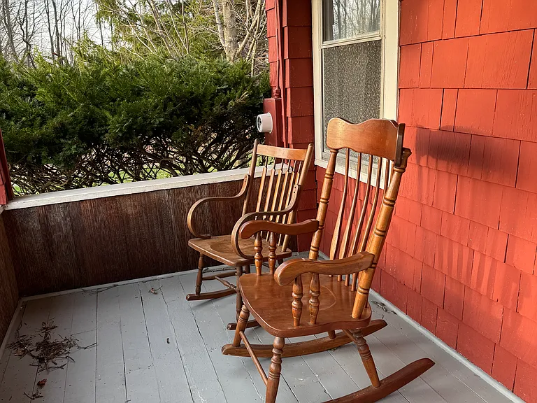 271 N Applegate Rd — Photo 4