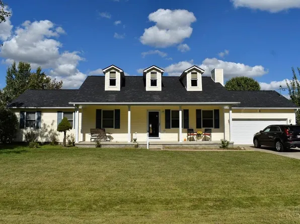 103 Stone Trace Dr, Mount Orab, OH 45154