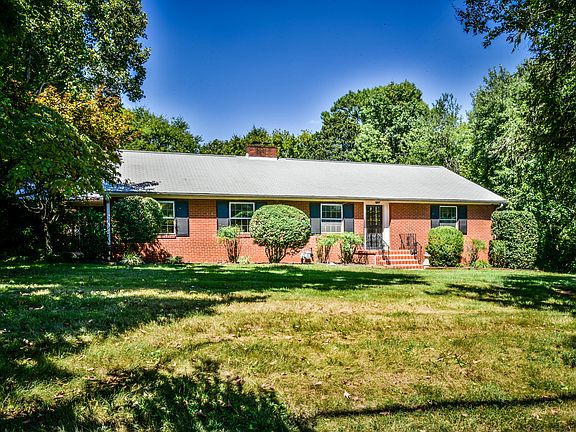 3rd image of 6909 SW Deane Hill Dr
