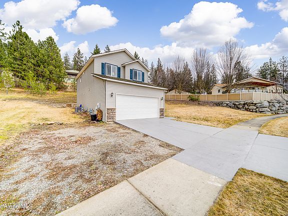 3rd image of 882 N Harlequin Dr