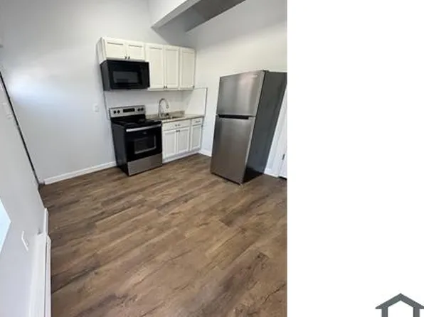 1130 Main St #2R, Darby, PA 19023