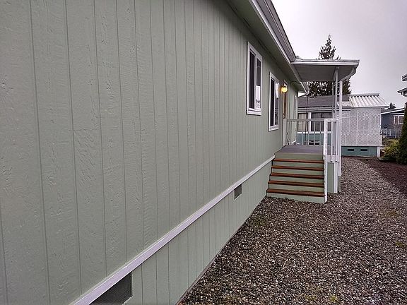 covered back porch