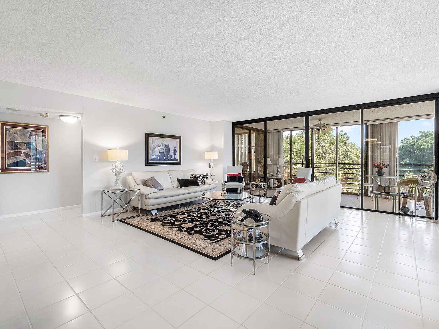 7572 Regency Lake Drive #401