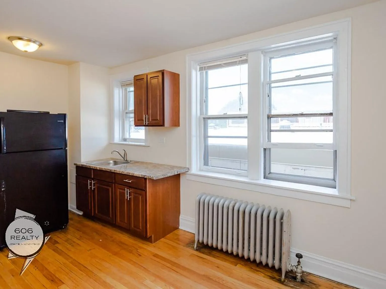 5017 W. Cermak Rd — Photo 2