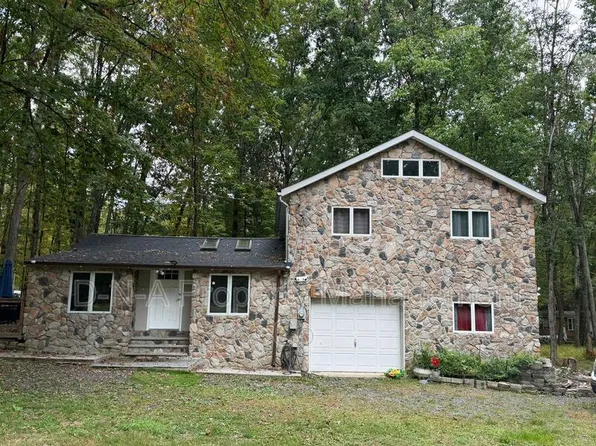 3377 Masons Ln, East Stroudsburg, PA 18302