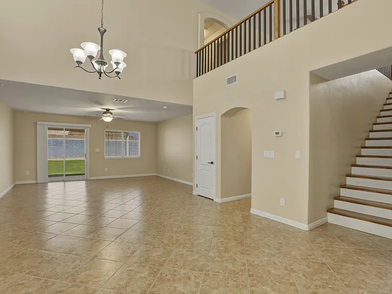 724 Picasso Picture Ct — Photo 7