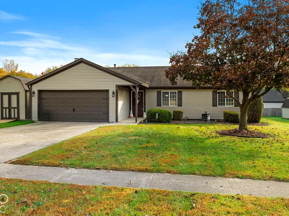 641 Boonesboro Rd, Greenwood, IN 46142