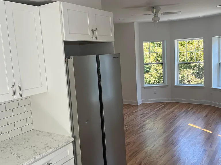 5928 Pulaski Ave #2 — Photo 14