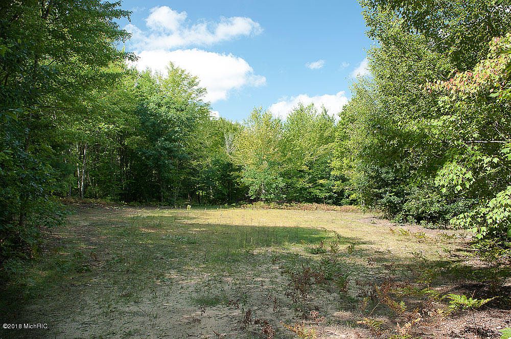 1935 155th Ave, Morley, MI 49336 Zillow