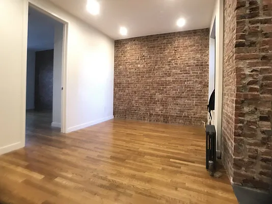 Rented by Bohemia Realty Group | media 29