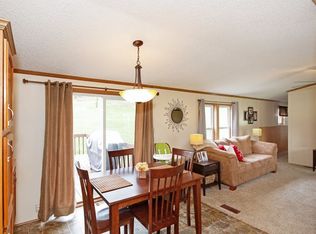 1114 Coulee Trl, Roberts, WI 54023