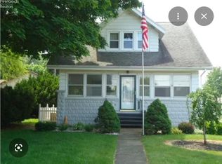 607 W Main St, Bellevue, OH 44811