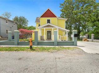 812 S Delaware St, Independence, MO 64050