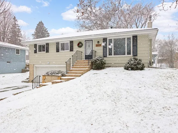 4609 Gettysburg Ave N, New Hope, MN 55428