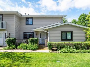 194 Duxbury Ct APT C, Bloomingdale, IL