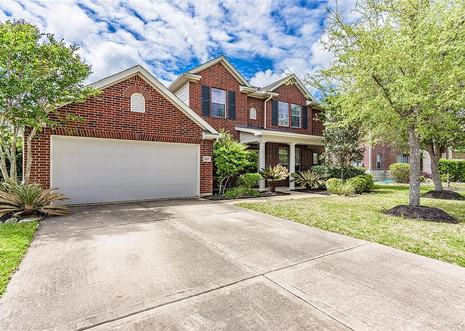 1st image of 2107 Noblewood Ct