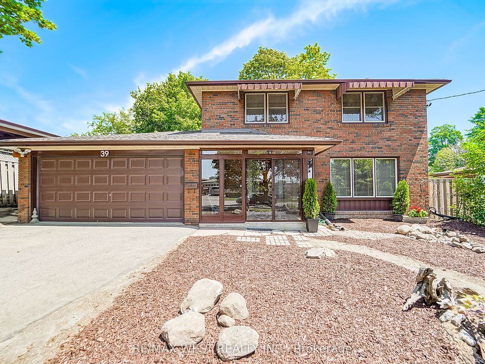 1st image of 39 Madron Cres