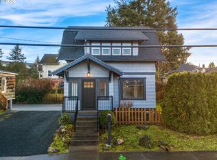 1334 8th St, Astoria, OR