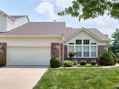 14750 Thornbird Manor Pkwy, Chesterfield, MO, 63017