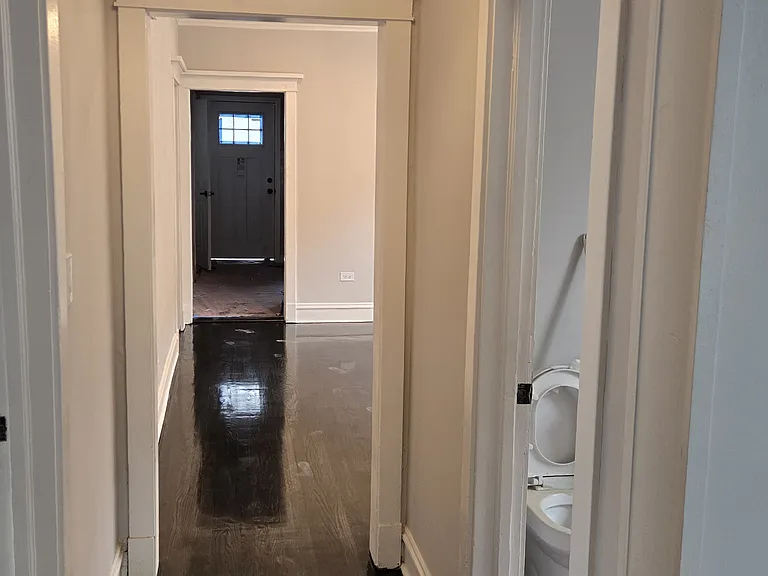 6416 S May St #UPPER — Photo 7