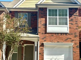 3871 Pleasant Oaks Dr, Lawrenceville, GA 30044