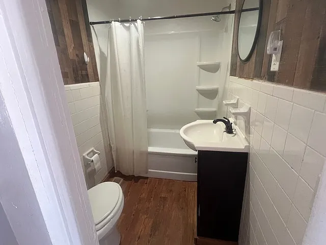 974 Simpson Rd — Photo 13