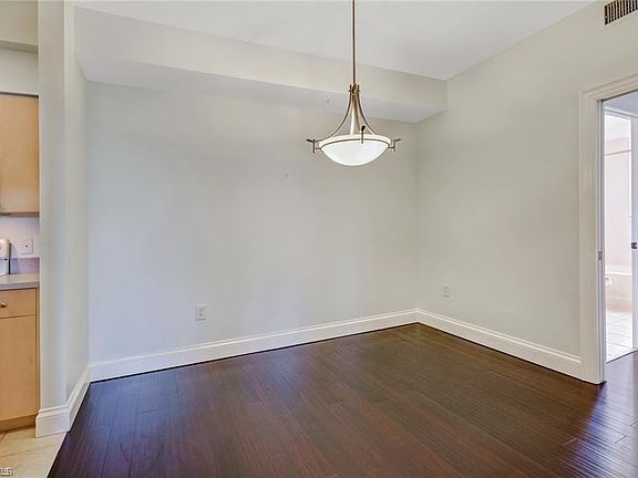 5th image of 1180 Reserve Way