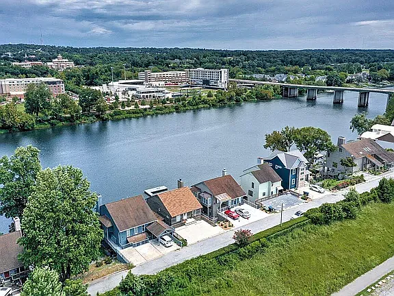 Waters Edge Dr, Augusta — Photo 1