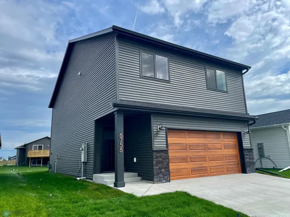 6758 68th St S, Horace, ND 58047