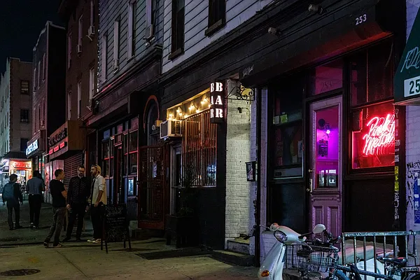 Rented by MNS | media 71