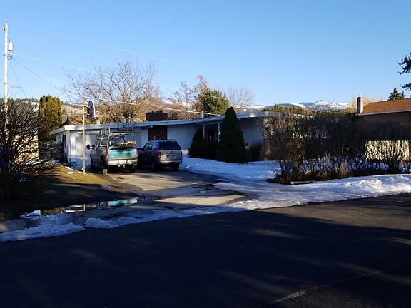 2nd image of 212 N Mitchell Dr