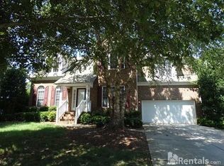 16713 Hampton Crossing Dr, Huntersville, NC 28078