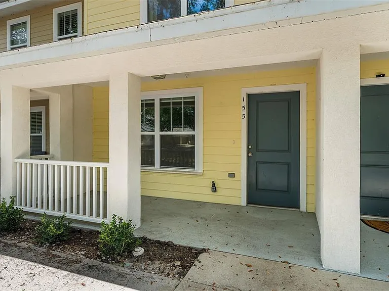 4605 SW 48th Dr #155 — Photo 2